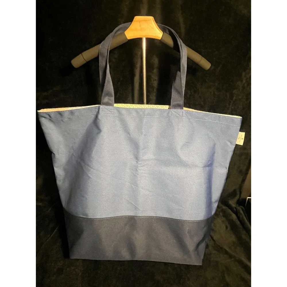 Vineyard Vines Target Pink Whale Tote Blue Large Beach Bag Patchwork Interior - Picture 6 of 9